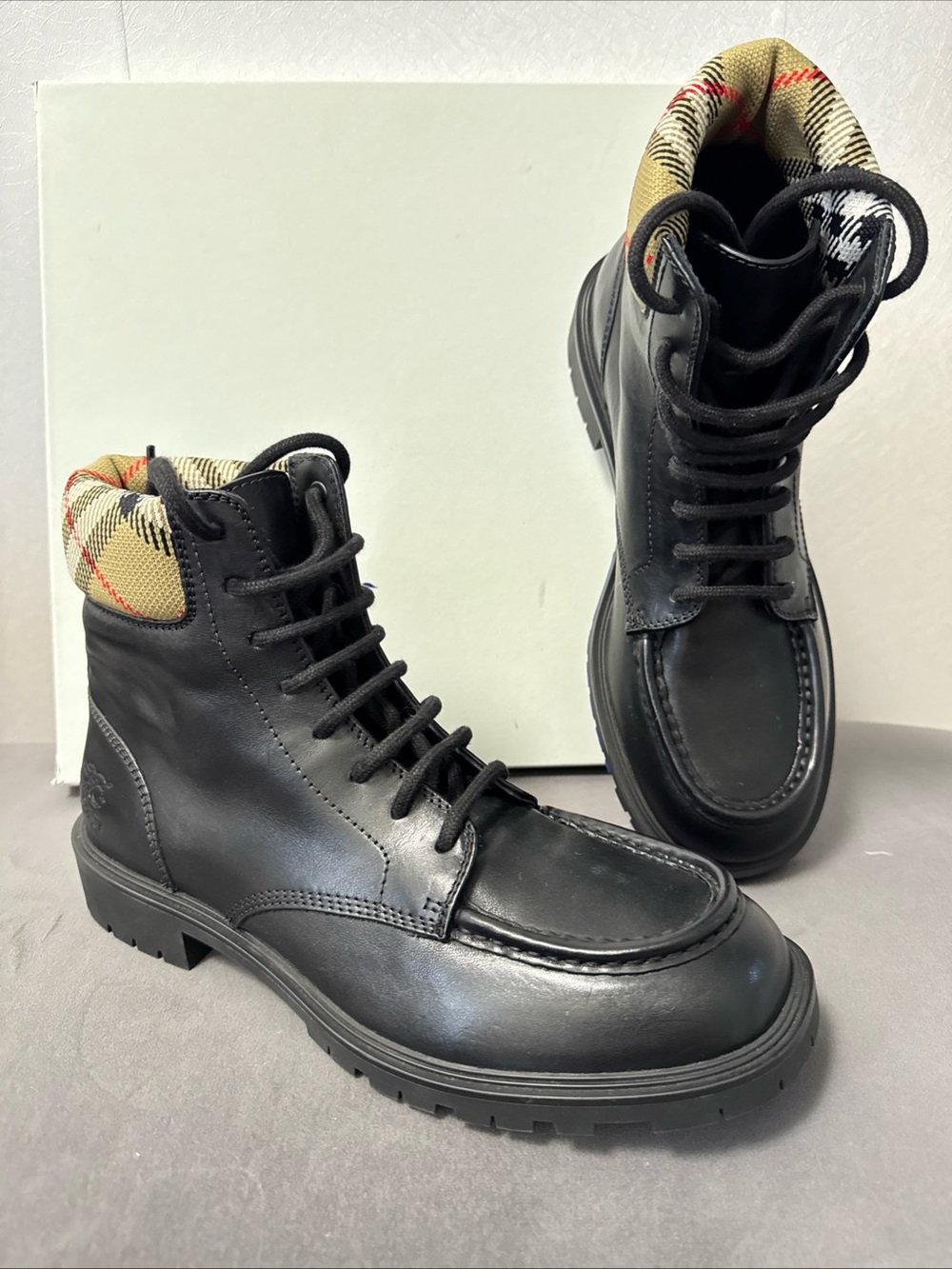 New  Burberry Rogue Combat Boot.  Sz 41. $1195